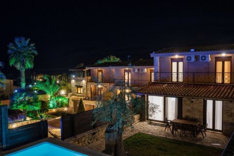 14 bedrooms Hotel in Central Macedonia, Greece No. 47933 8