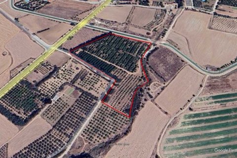 27206m² Land en Geroskípou, Cyprus No. 75297 1