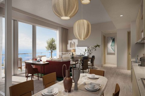 Квартира с 2 спальнями в EMAAR Beachfront, ОАЭ №10559 6