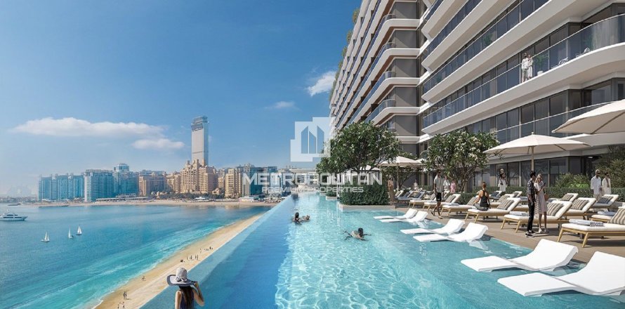 Квартира с 2 спальнями в EMAAR Beachfront, ОАЭ №10559