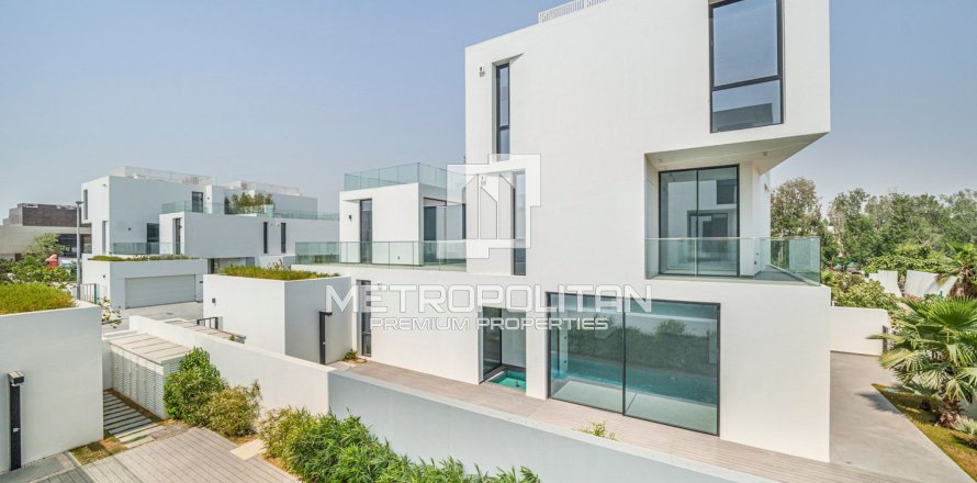 5 bedrooms Villa in Al Barari, UAE No. 7665