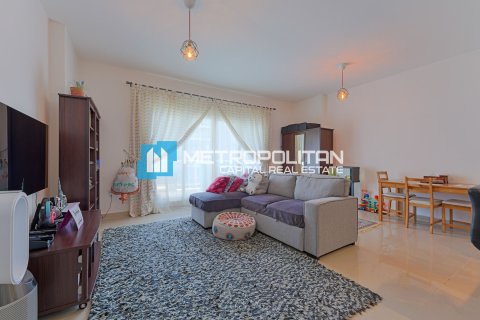 2 dormitorios Apartment en Al Reef, UAE No. 4810 1