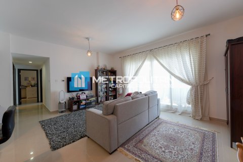 2 dormitorios Apartment en Al Reef, UAE No. 4810 6