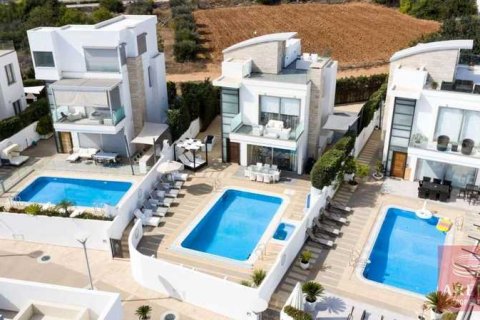 6 bedrooms Villa in Protaras, Cyprus No. 62979 2