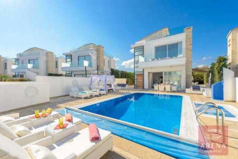 6 bedrooms Villa in Protaras, Cyprus No. 62979 1