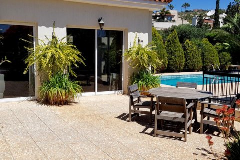 3 bedrooms Villa in Limassol, Cyprus No. 50754 8