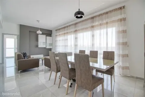 3 bedrooms Penthouse in Mesa Geitonia, Cyprus No. 35255 2