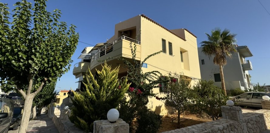 3 bedrooms House in Chania, Greece No. 76378