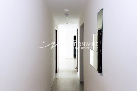 3 dormitorios Apartment en Al Reem Island, UAE No. 4077 7