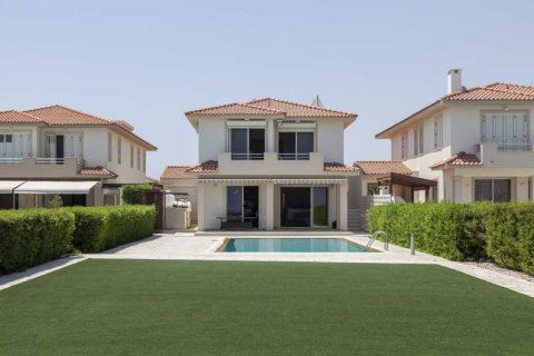 5 bedrooms Villa in Pervolia, Cyprus No. 28661 16