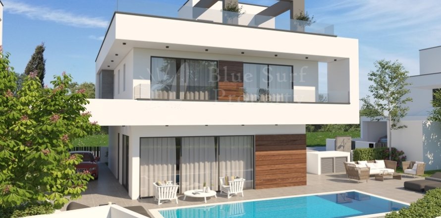 3 bedrooms Villa in Famagusta, Cyprus No. 36558