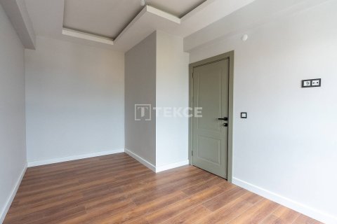 2+1 Apartment en Istanbul, Turkey No. 24943 19