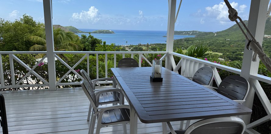 3 bedrooms Villa in Falmouth, Antigua and Barbuda No. 73029