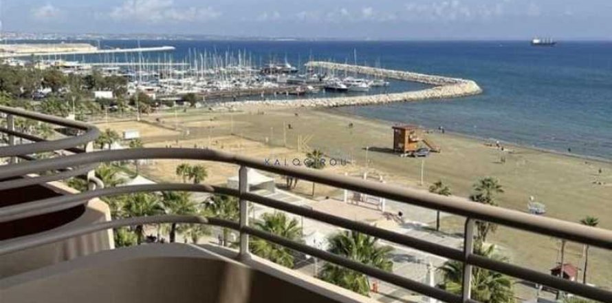 2 dormitorios Penthouse en Larnaca, Cyprus No. 76467