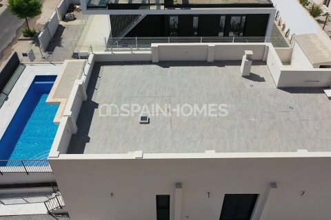 3 bedrooms Villa in Polop, Spain No. 69672 7