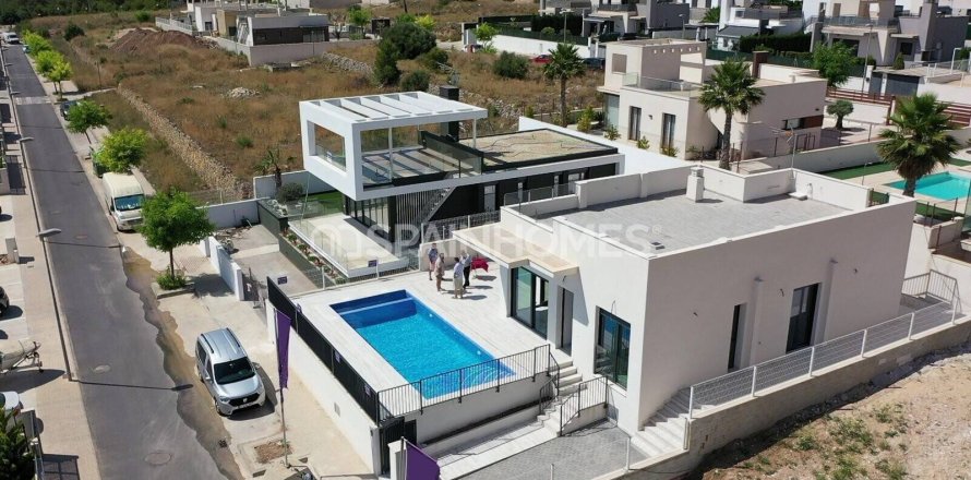 3 bedrooms Villa in Polop, Spain No. 69672