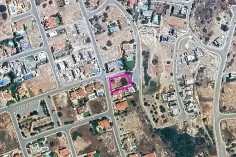 987m² Land in Agios Athanasios, Cyprus No. 42198 1