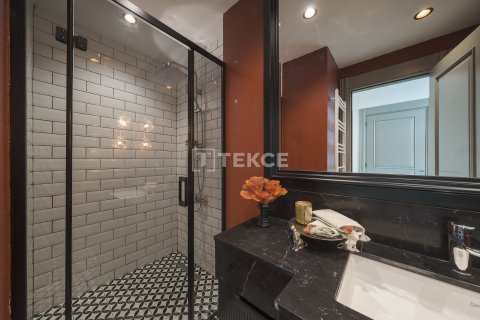 5+1 Apartment in Mezitli, Turkey No. 15924 30