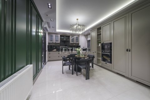 5+1 Apartment in Mezitli, Turkey No. 15924 6