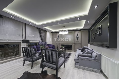 5+1 Apartment in Mezitli, Turkey No. 15924 9