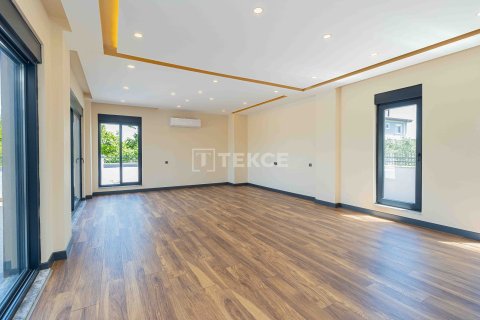 4+1 Appartement à Dosemealti, Turkey No. 22219 21