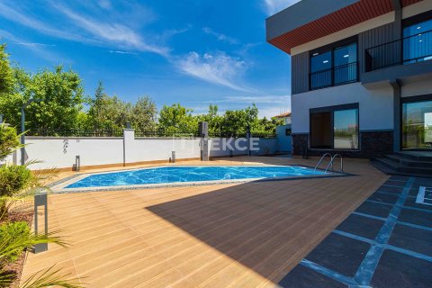 4+1 Apartment en Dosemealti, Turkey No. 22219 27