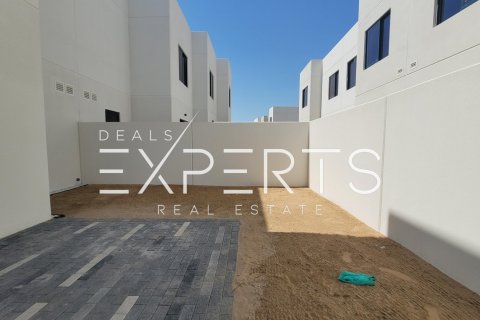 2 dormitorios Townhouse en  Yas Island, UAE No. 9390 13