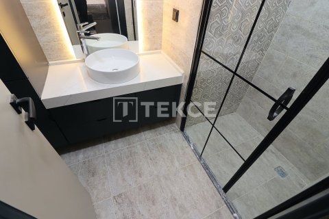 5+1 Apartment en Mezitli, Turkey No. 19713 6