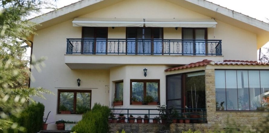 3 bedrooms Villa in Thessaloniki, Greece No. 54431