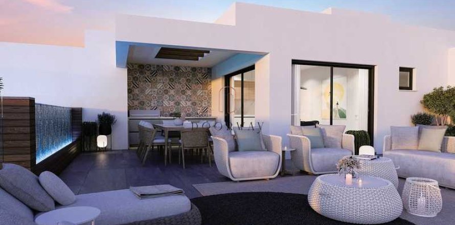 3 dormitorios Penthouse en Germasogeia, Cyprus No. 65844