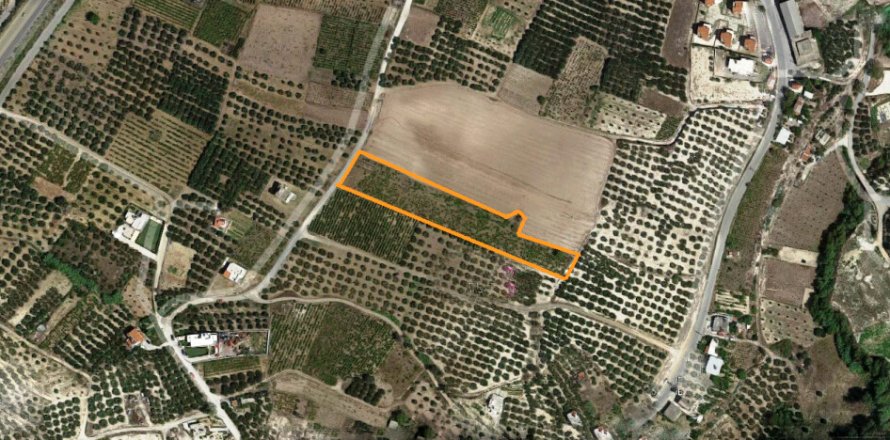 4300m² Land in Heraklion, Greece No. 56585