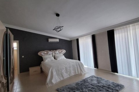 4+1 Penthouse in Oba, Turkey No. 13565 11