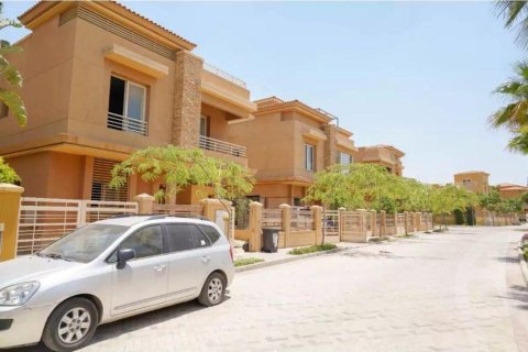 4 dormitorios Townhouse en Jeera, Egypt No. 38126 8