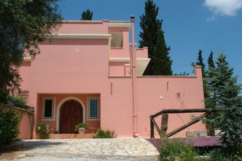 4 bedrooms House in Corfu, Greece No. 59933 2