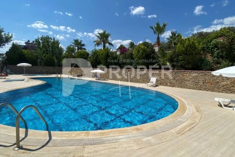 4 rooms Apartment in Tosmur, Turkey No. 14105 5