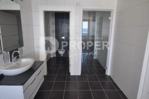 4 rooms Apartment in Tosmur, Turkey No. 14104 4