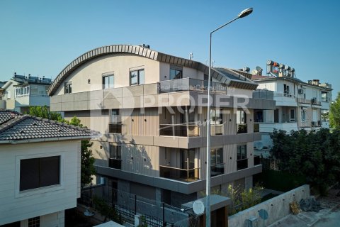 4 rooms Apartment in Konyaalti, Turkey No. 21111 1