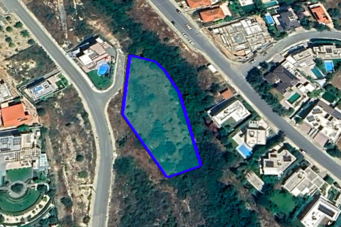 2007m² Land à Agios Athanasios, Cyprus No. 41766 1