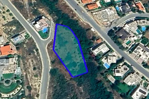 2007m² Land in Agios Athanasios, Cyprus No. 41766 1