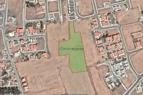 8400m² Land en Kiti, Cyprus No. 35450 1