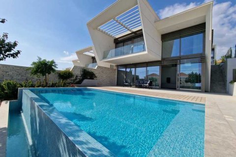 3 bedrooms Villa in Mouttagiaka, Cyprus No. 30635 1