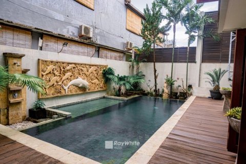 4 bedrooms Villa in Seminyak, Indonesia No. 22986 6