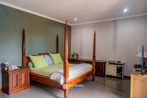 4 bedrooms Villa in Seminyak, Indonesia No. 22986 5