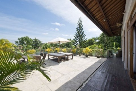 5 bedrooms Villa in Kerobokan, Indonesia No. 22948 5