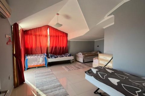 5 rooms Appartement à Cikcilli, Turkey No. 21915 18