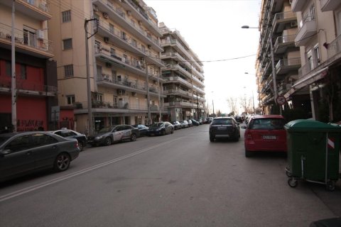 1200m² Commercial property à Thessaloniki, Greece No. 49243 5