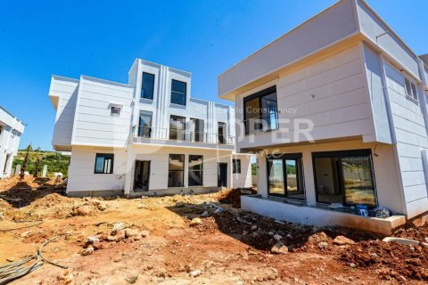 4 rooms Villa in Altintash, Turkey No. 14198 27