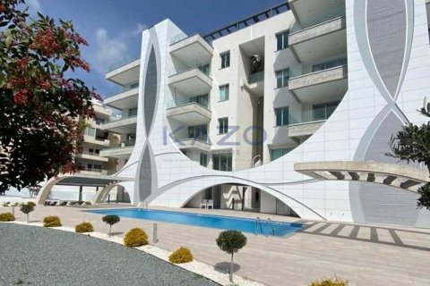 2 dormitorios Apartment en Germasogeia, Cyprus No. 74221 1