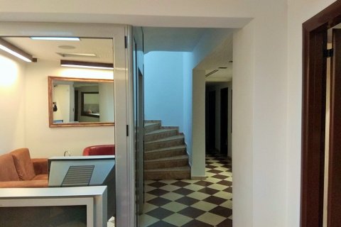 455m² Bâtiment à Kalamaria, Greece No. 57498 11