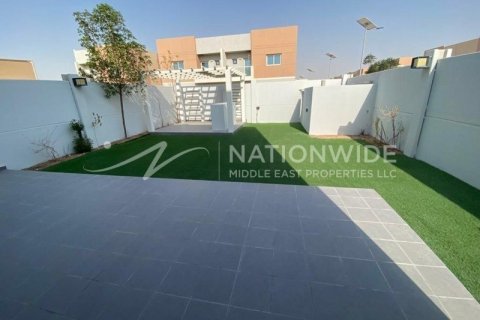 3 bedrooms Villa in Al Samha, UAE No. 4073 2